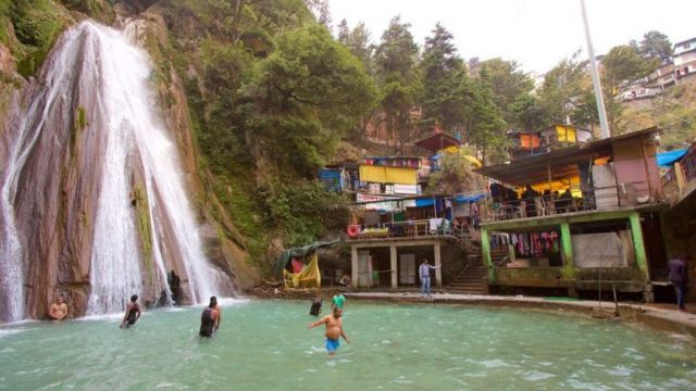 Top 10 Best Tourist Places In Uttarakhand (3)