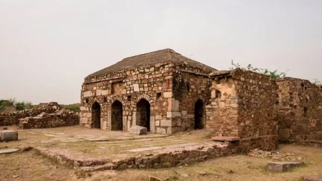 Top 8 Famous Historical Forts In Delhi