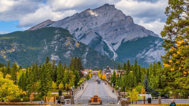 Best Places to Visit in Canada in May