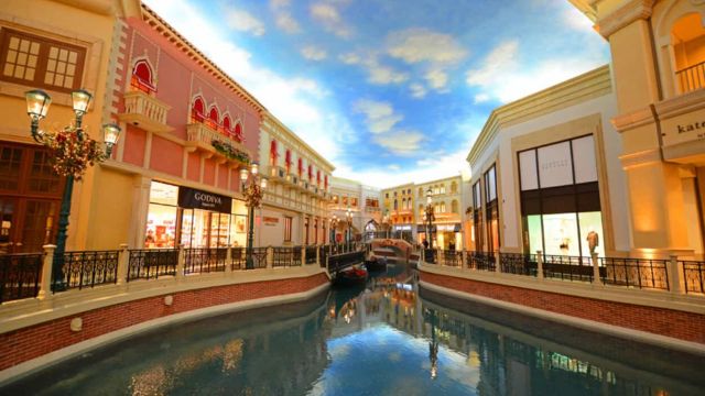 Best Places to Visit in Las Vegas With Family