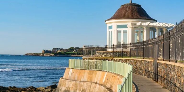 Best Places to Visit in Rhode Island in the Fall