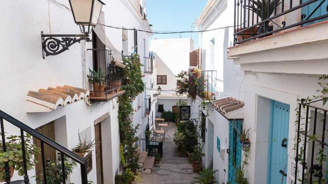 Best Places to Visit in Spain in October