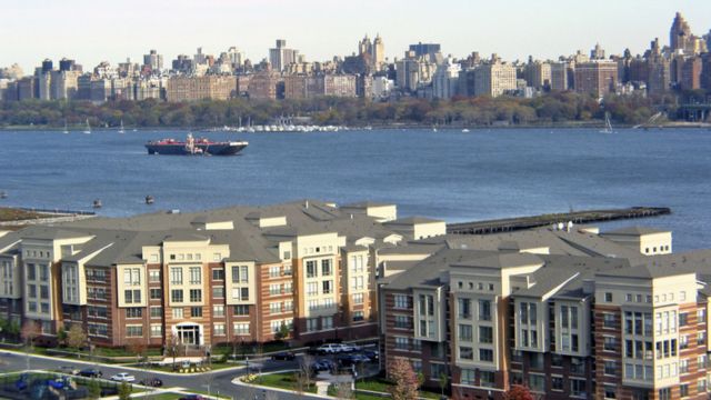 Best Places to Stay in NJ to Visit NYC