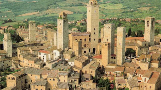 Best Places to Visit Near Florence Italy