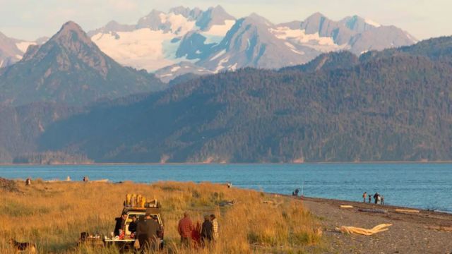 Best Places to Visit in Alaska in June