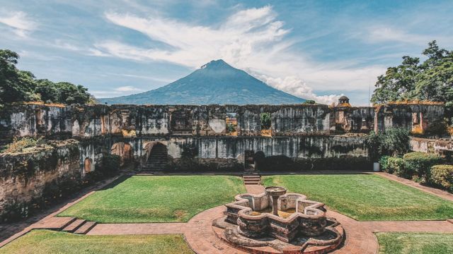 Best Places to Visit in Antigua Guatemala