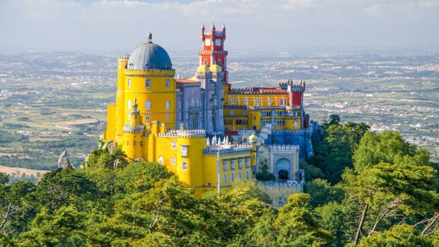 Best Places to Visit in Portugal With Family