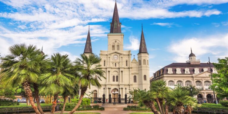 Best Places to Visit Near New Orleans