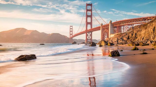 Best Places to Visit in April for Couples in the USA (10)