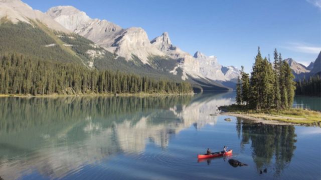 Best Places to Visit in Canada in April (7)