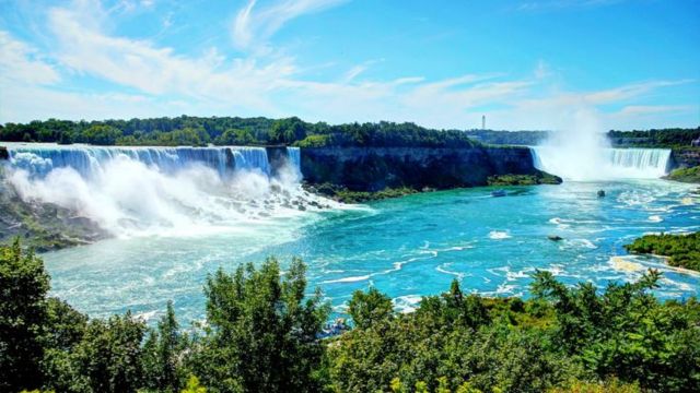 Best Places to Visit in Canada in June (3)