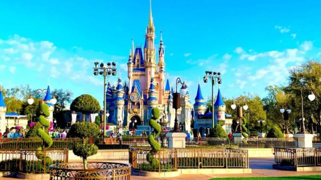 Best Places to Visit in Disney World in the United States (1)