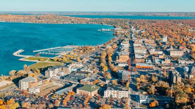 Best Places to Visit in Traverse City (2)