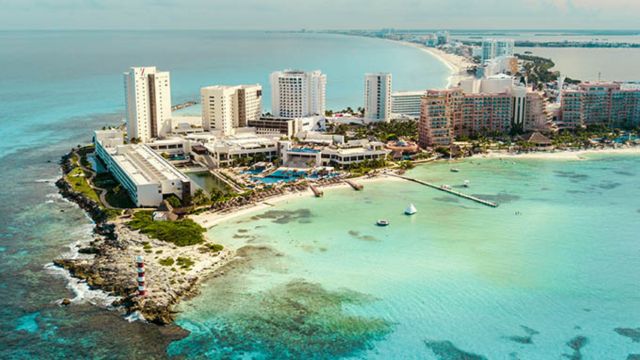 Best Tropical Places to Visit in May - in America (7)